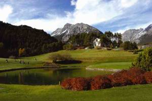 Xtrallusion photo library of independent, self-guided walking and sightseeing holidays in Italy. Pictures, images, photos and photographs taken along the way of this 1-day walking itinerary, to give you a visual impression of the day's walk.